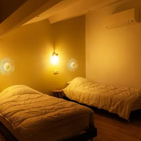 T2 Lumineux 12e Apartment *